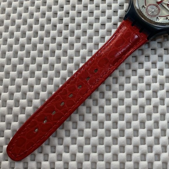 Swatch Watch - SCM108 - SWEET DELIGHT - Picture 4 of 9